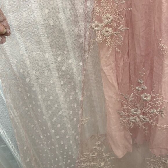 Elegant Lace Pink Blush V Neck Maxi Dress by Umgee Size 6 NWT - Picture 6 of 16